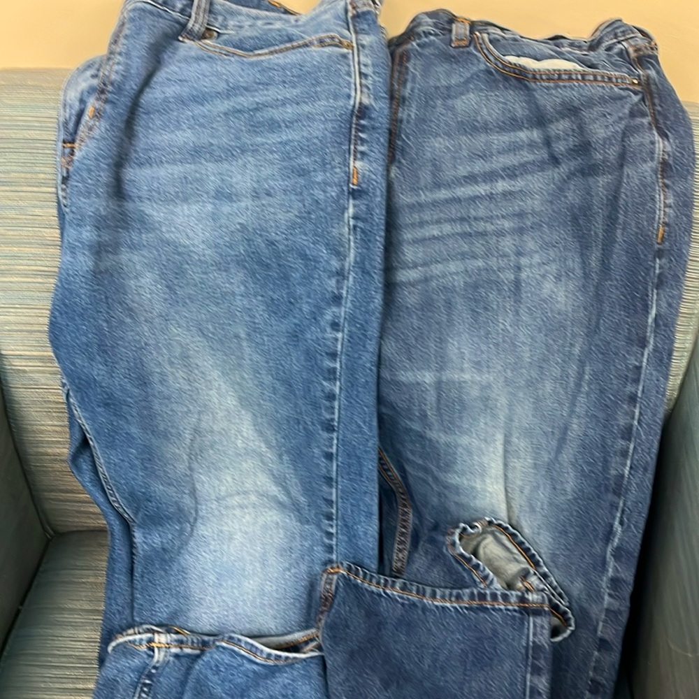 2 PAIRS MEN’S OLD NAVY 38 X 30 STRAIGHT JEANS